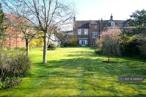 5 bedroom detached house to rent, High Street, Southwold, IP18