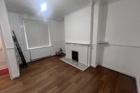 3 bedroom terraced house to rent, Coventry Street, Bradford BD4