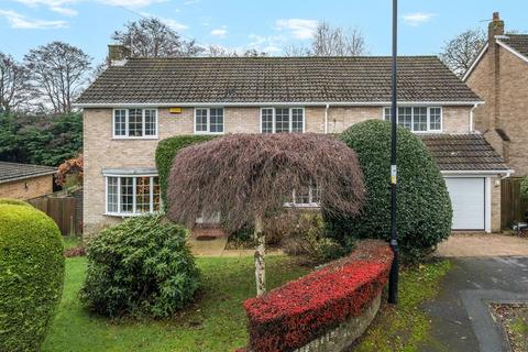 5 bedroom detached house for sale, Rossett Beck, Harrogate, HG2