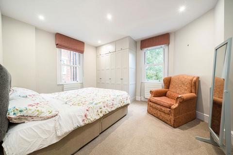2 bedroom flat to rent, Devonshire Road, London SE23