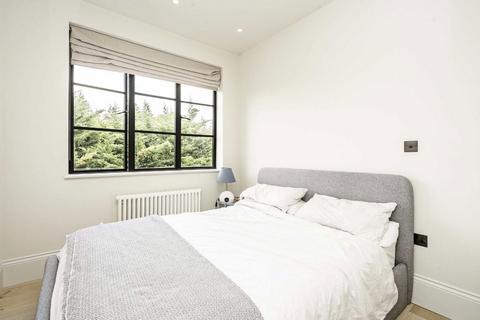 2 bedroom flat for sale, Fordhook Avenue, London W5