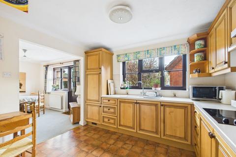 3 bedroom detached bungalow for sale, Hartford Road, Huntingdon, Cambridgeshire.