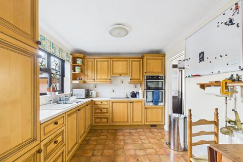 3 bedroom detached bungalow for sale, Hartford Road, Huntingdon, Cambridgeshire.