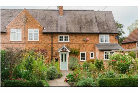 3 bedroom semi-detached house for sale, Newton Harcourt LE8