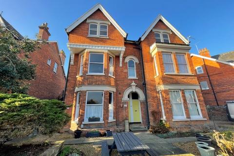 2 bedroom apartment to rent - Rothsay Road