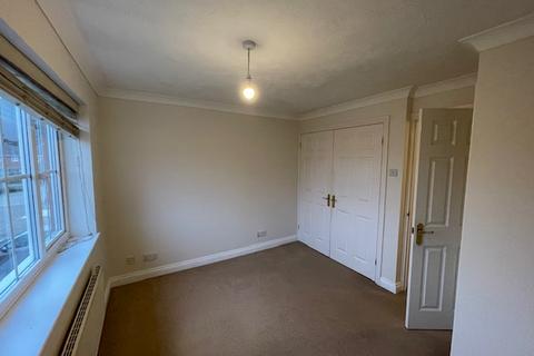 2 bedroom terraced house to rent, Dorsey Drive