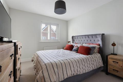 undefined, Luscombe Way, Horley, Surrey, RH6