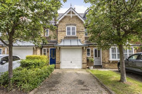 3 bedroom house to rent, Harvey Drive, Hampton TW12