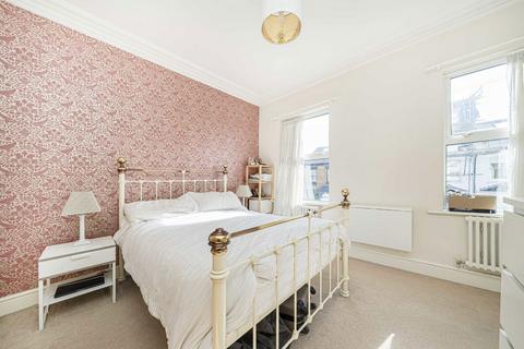 undefined, Linden Road, Hampton TW12