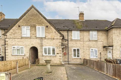 3 bedroom house to rent, Winslow Way, Feltham TW13