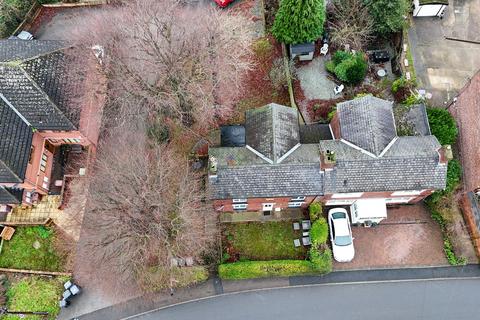 3 bedroom semi-detached house for sale, Kirkcroft Lane, Killamarsh, S21