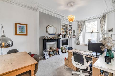 1 bedroom flat to rent, South Lambeth Road, London SW8