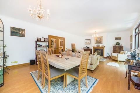 undefined, Highfields Grove, London N6