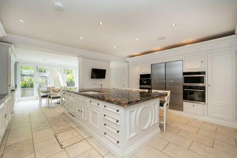 5 bedroom terraced house for sale, Denning Road, London NW3