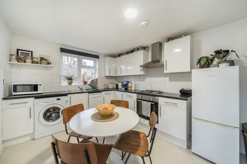 1 bedroom flat to rent, Fellbrigg Road, London SE22
