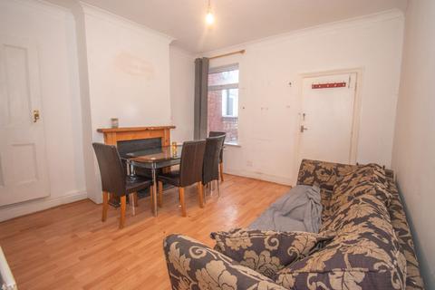 3 bedroom terraced house to rent, Oxford Street, Loughborough