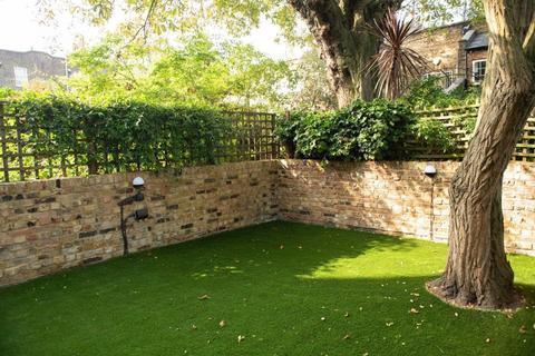 1 bedroom flat for sale, Cunningham Place, London NW8