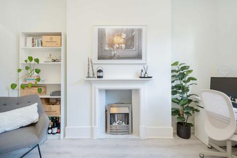1 bedroom flat for sale, Cunningham Place, London NW8