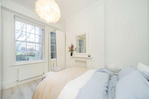 1 bedroom flat for sale, Cunningham Place, London NW8