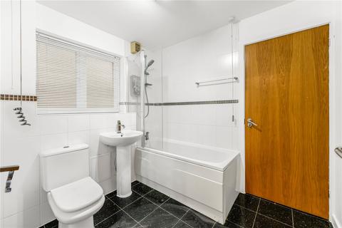 1 bedroom flat for sale, Suffolk Court Hevingham Drive, Romford RM6