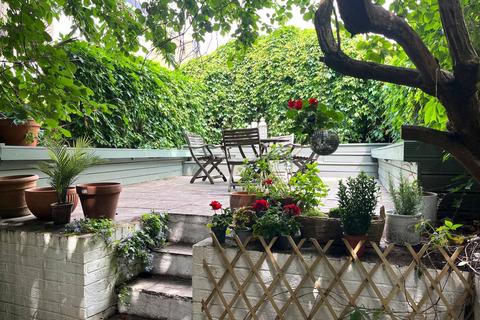 Finborough Road, Chelsea, London, SW10