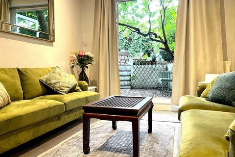 Finborough Road, Chelsea, London, SW10