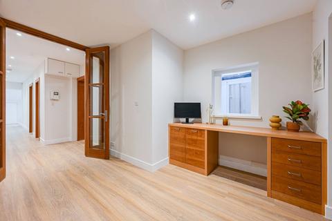2 bedroom flat for sale, Harcourt Terrace, Chelsea, London, SW10