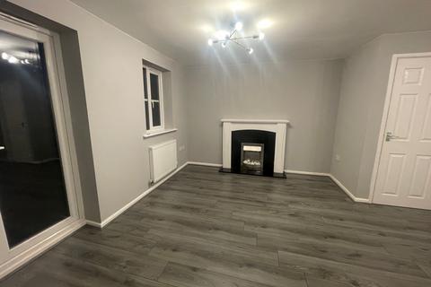 3 bedroom semi-detached house to rent, Amblerise Close, Amington, Tamworth, B77