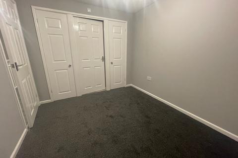 3 bedroom semi-detached house to rent, Amblerise Close, Amington, Tamworth, B77