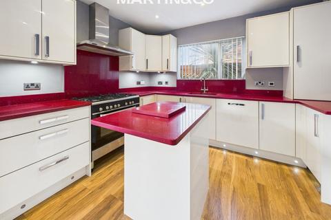 4 bedroom semi-detached house to rent, Langton Way, Pooley Green TW20