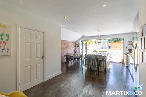 undefined, Court Oak Road, Harborne, B17