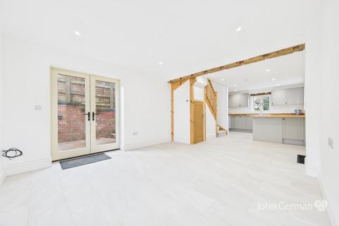 2 bedroom barn conversion for sale, High Street, Stramshall
