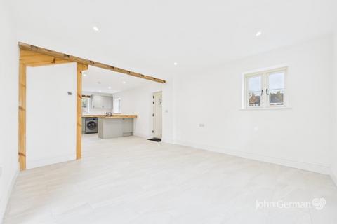 2 bedroom barn conversion for sale, High Street, Stramshall
