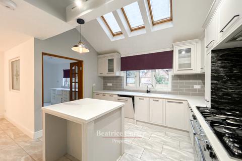 4 bedroom detached house to rent, Wilde Street, Bury St. Edmunds IP28