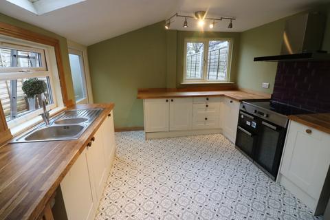 3 bedroom terraced house to rent, Morpeth Street, Hull