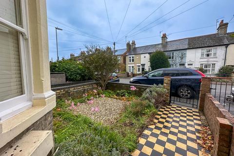 4 bedroom semi-detached house to rent, Oxford Road, Cambridge CB4