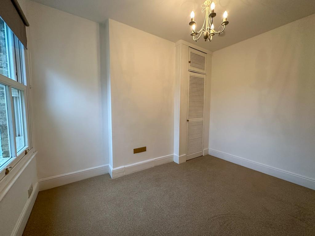 Bedroom 2 (1)