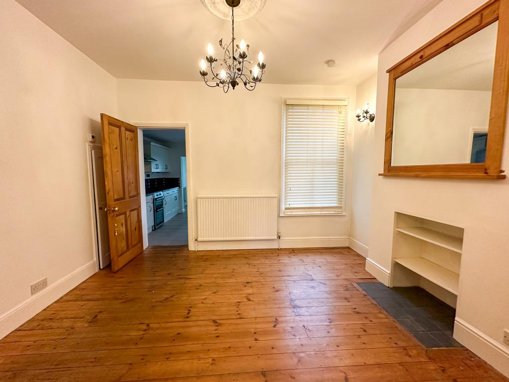 Dining Room (1)