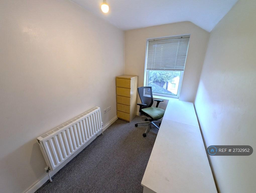 1st Floor 2nd Rear Bedroom