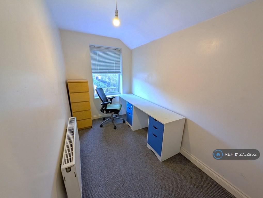 1st Floor 2nd Rear Bedroom