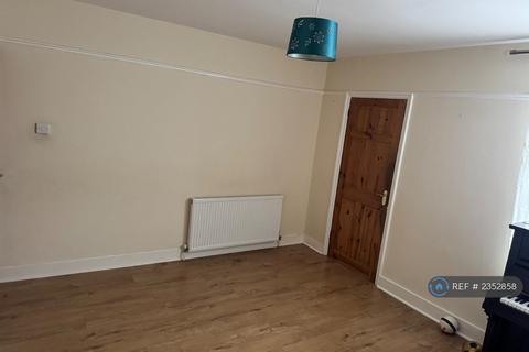 undefined, Ferndale Road, Luton, LU1