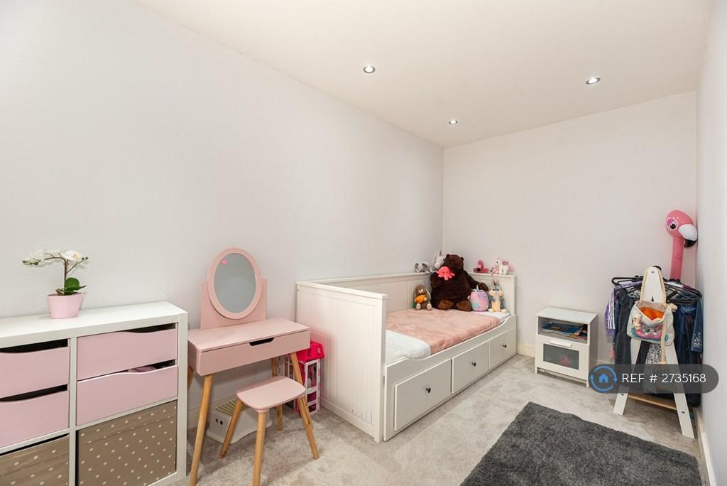 2nd Bedroom