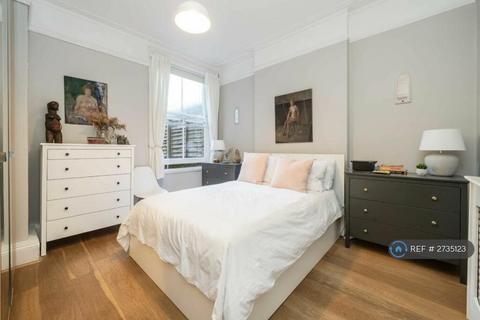 3 bedroom flat to rent, Flanders Road, London, W4