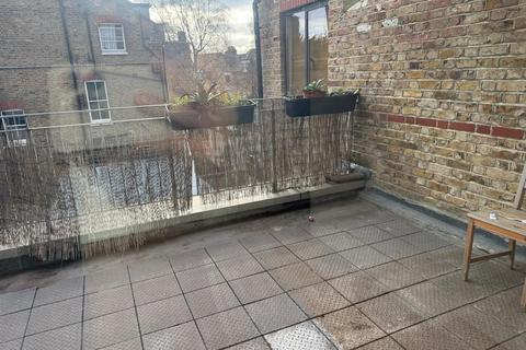 2 bedroom apartment to rent, Gloucester Drive, London N4