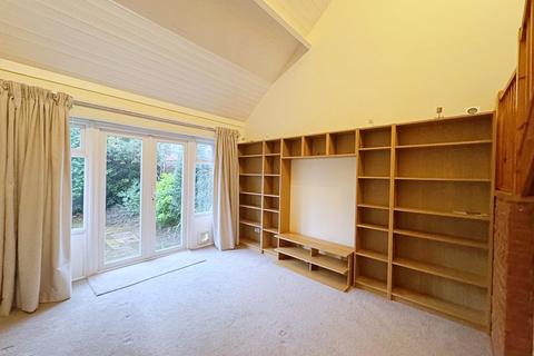 3 bedroom terraced house for sale, Harger Court, Kenilworth