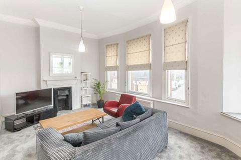 2 bedroom flat to rent, Leeland Road, London W13