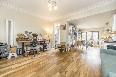 4 bedroom house to rent, Windermere Road, London W5