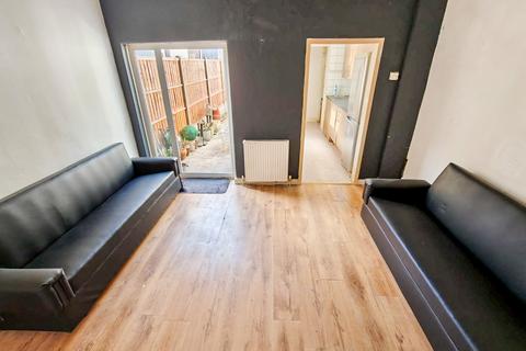 undefined, Canning Town, London, E16