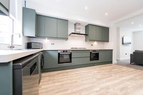 undefined, Archery Road, Leeds