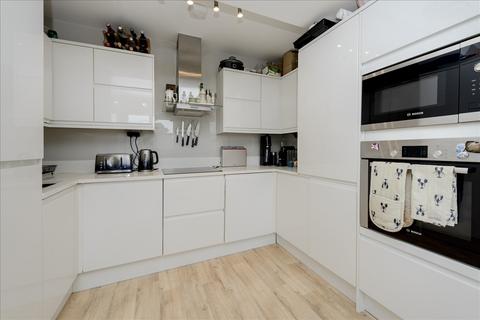 2 bedroom flat for sale, Devonport Road, Shepherd's Bush W12